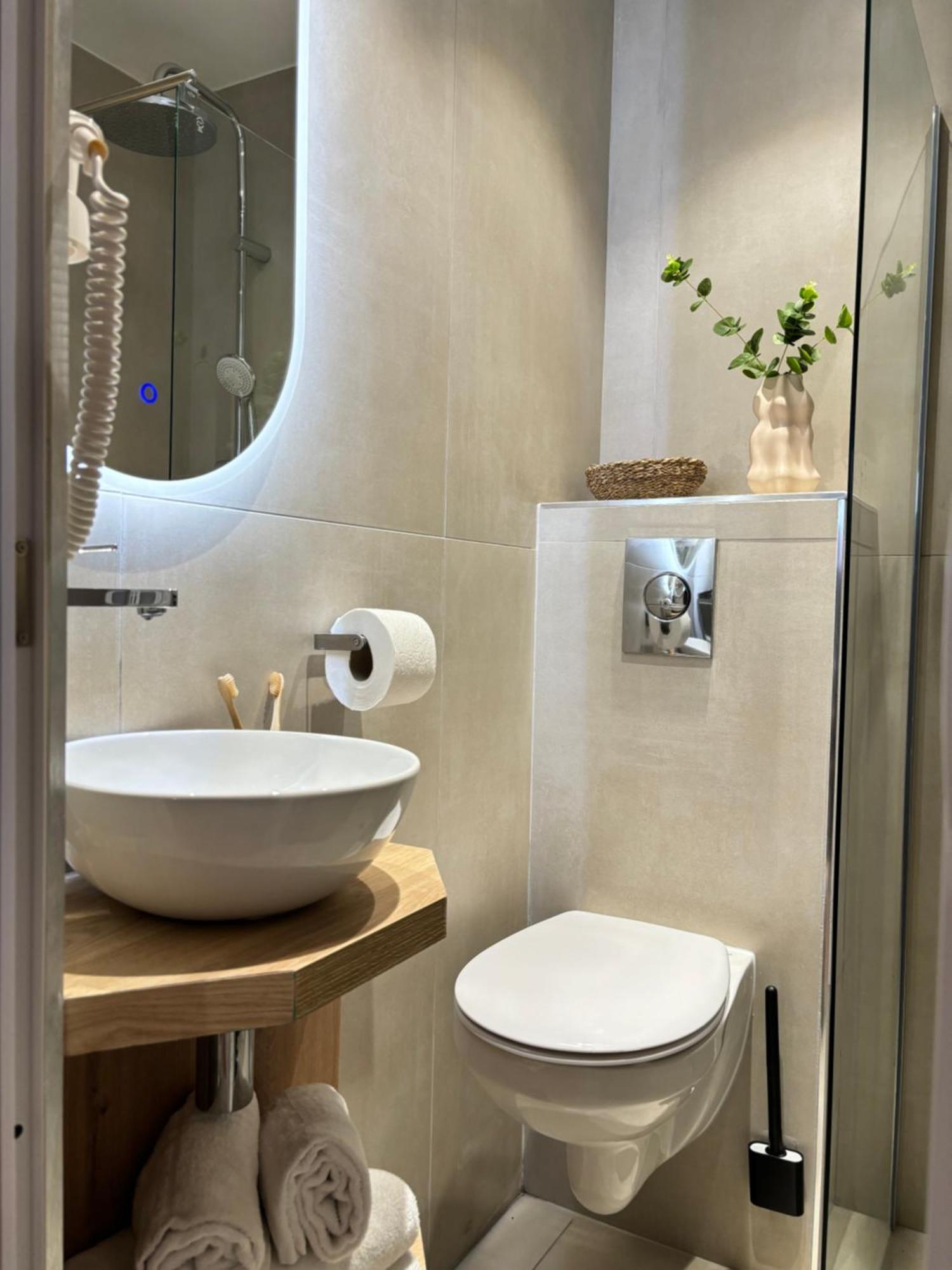 Hotel Paris Amore Kültér fotó